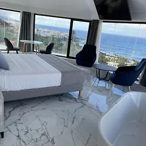 https://suite-360-baha-playa.in-canary-islands.com