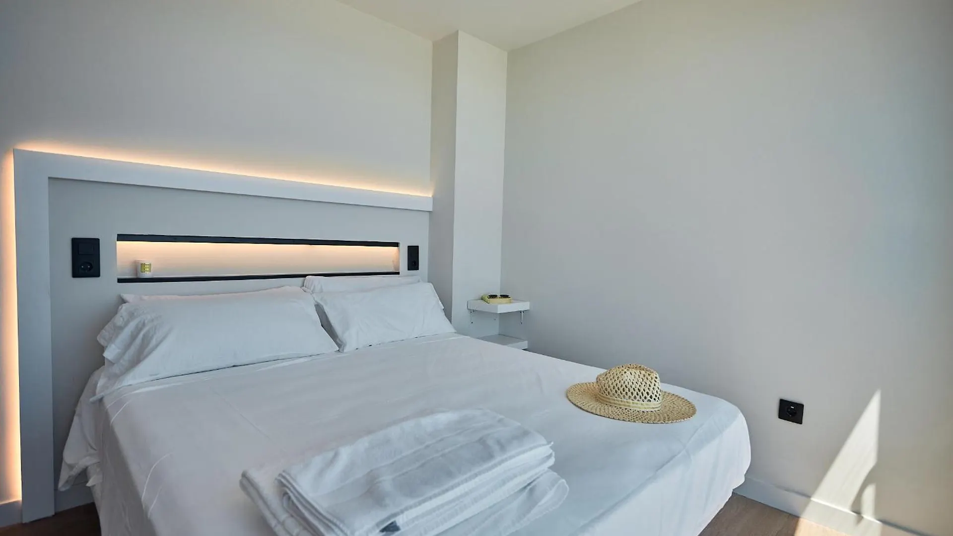 Chalet Ancon Suites Carboneras